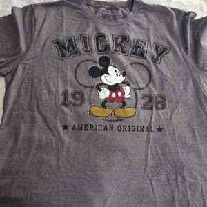 Disney Men’s tee/y-shirt Mickey Mouse